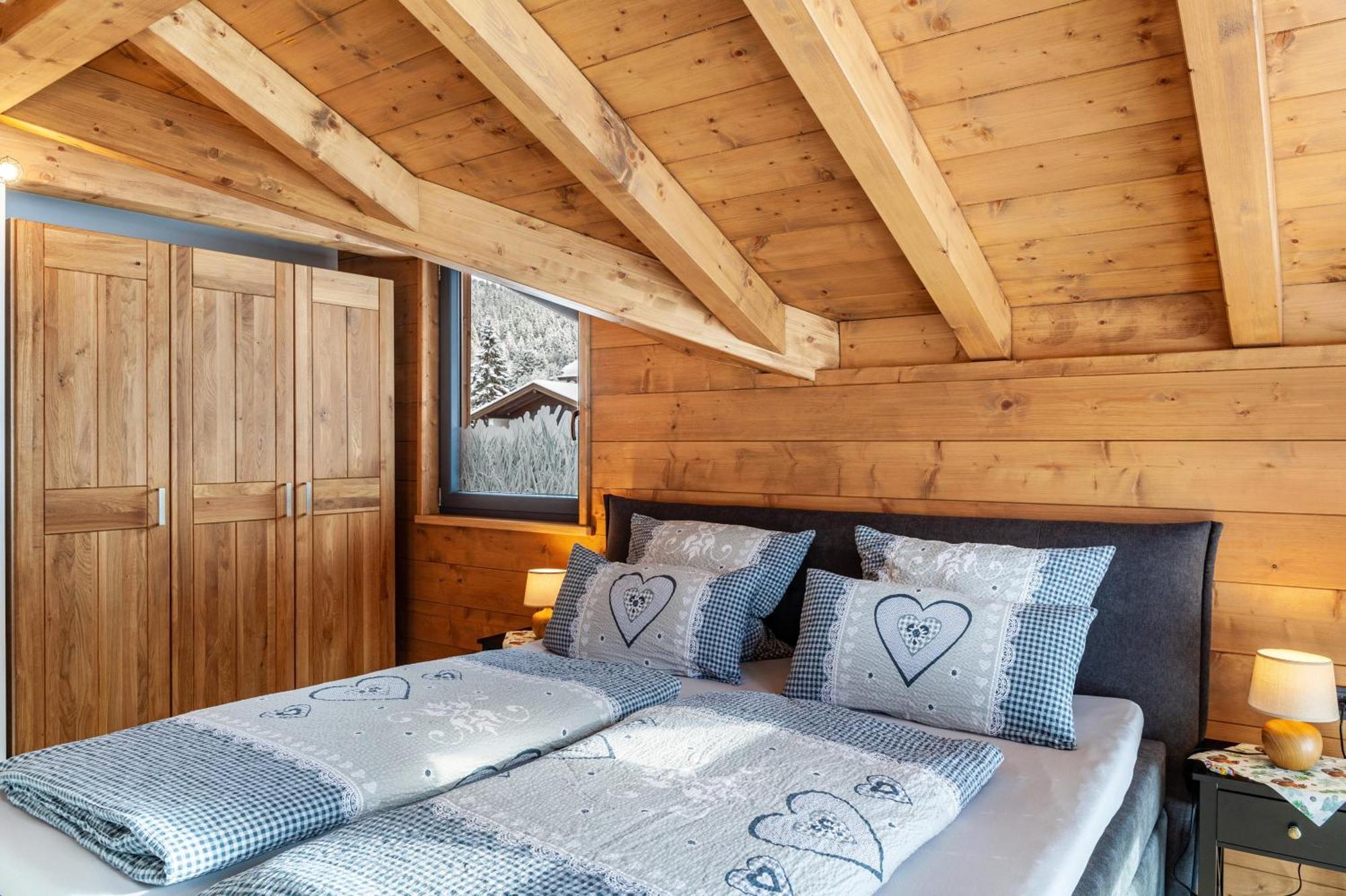 Chalet Aus Holz ガルミッシュ・パルテンキルヒェン エクステリア 写真